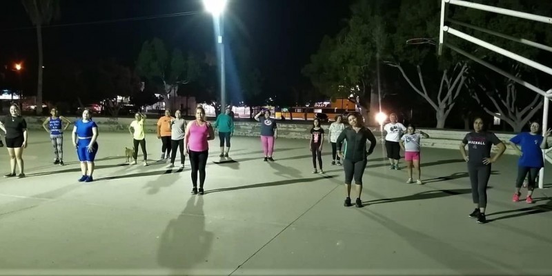 Aún puedes activarte con el programa “Zumba en los parques”