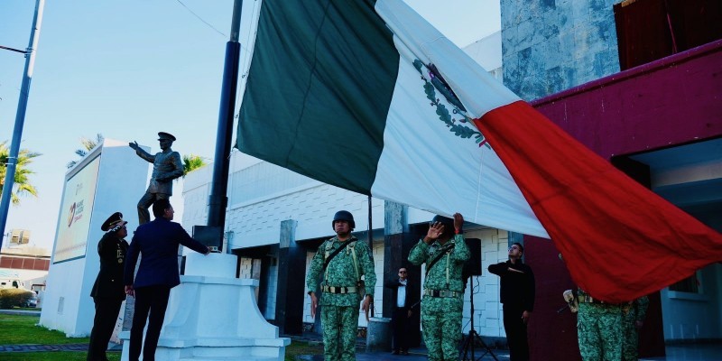 Conmemora Ayuntamiento 108 Aniversario de la Constitución Mexicana