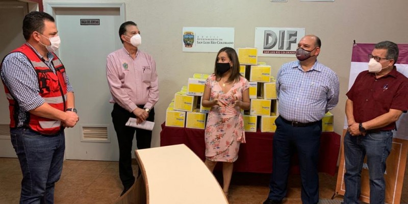 Entrega Coppel despensas a DIF Municipal
