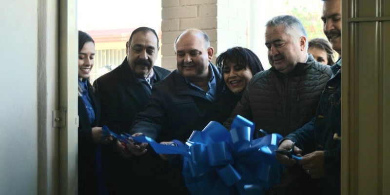 Entregan planta purificadora a escuela Primaria