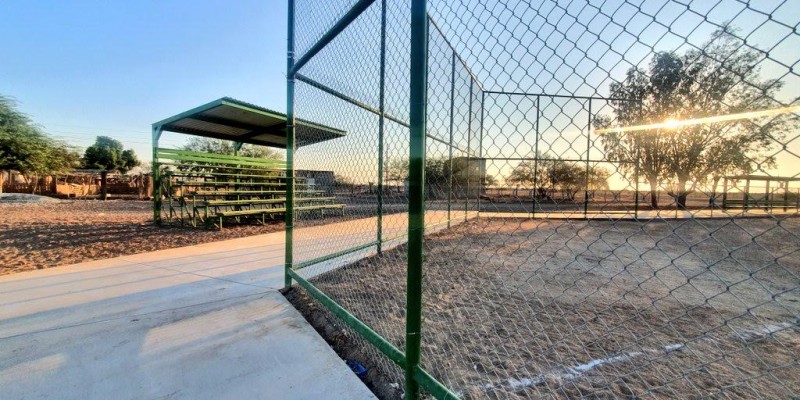 Listo el campo de béisbol en Mesa Rica