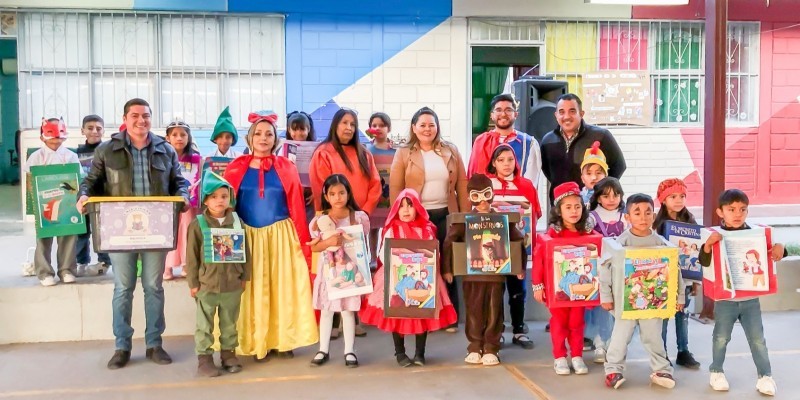 Llevan “Caja Viajera” a primaria Ramón Ramírez