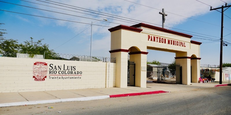 Panteones limpios y listos para el Día de Muertos 